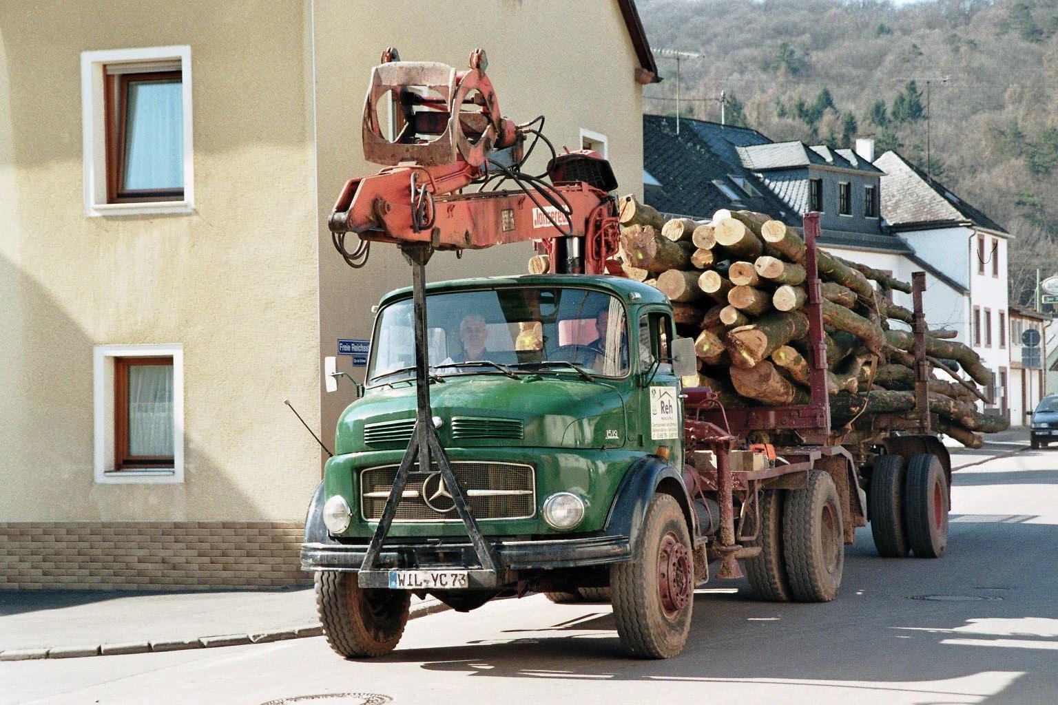 merclak1519holz_1.jpg