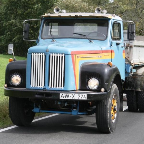 scania111_04.jpg