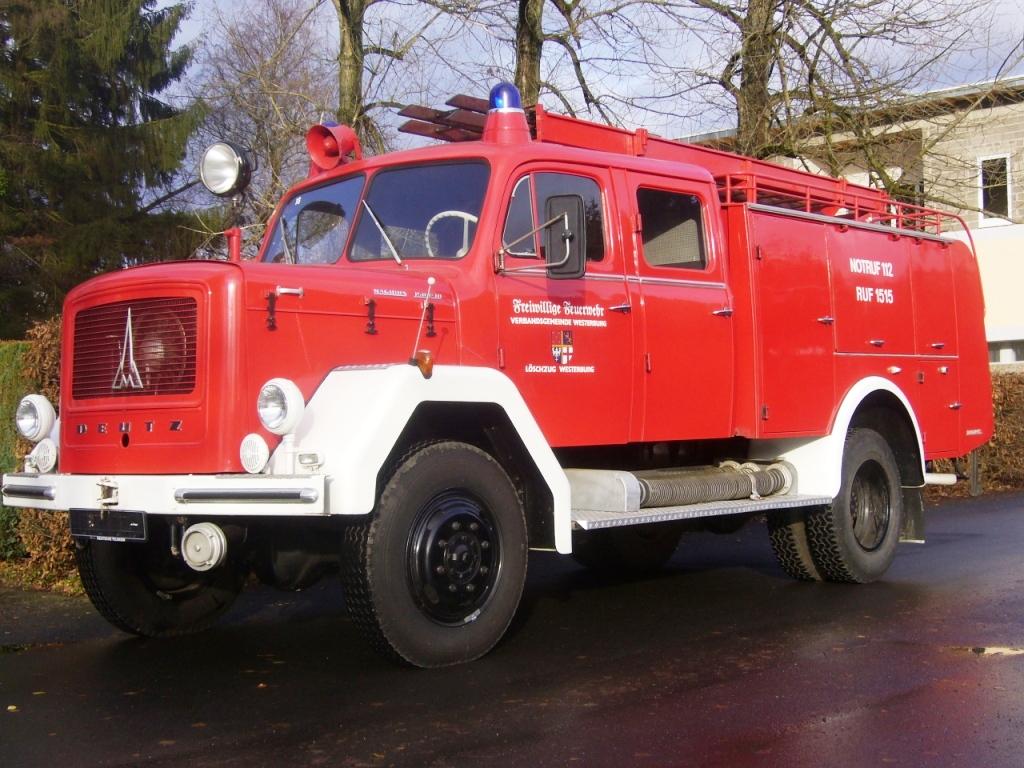 magirusfeuerwehrlinksvorne.jpg