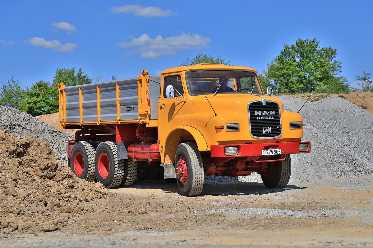 FD248052.JPG