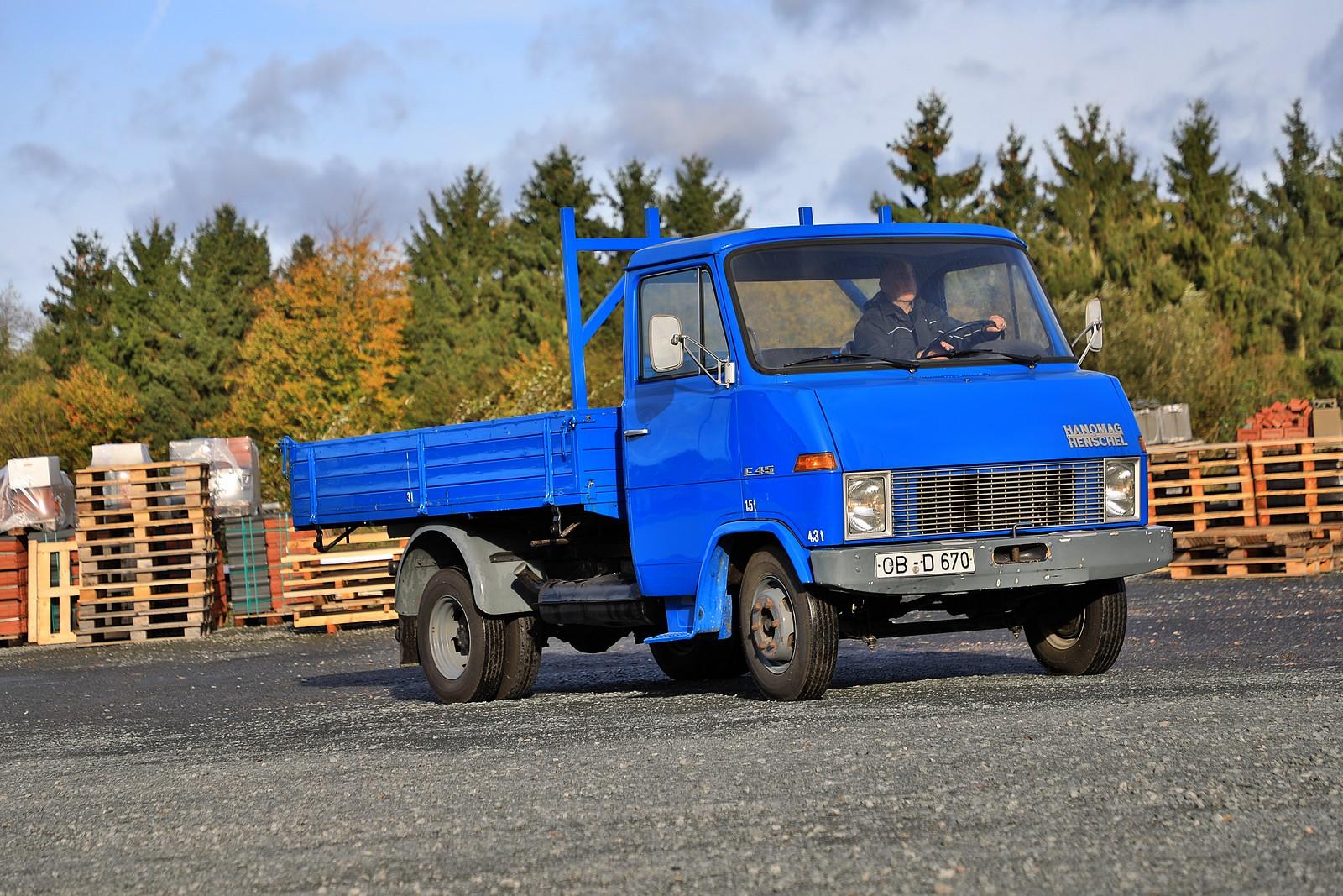 Hanomag F45 (4).JPG