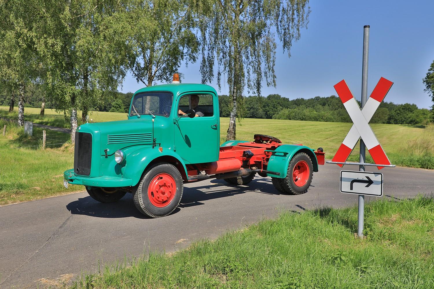 FD242049.JPG