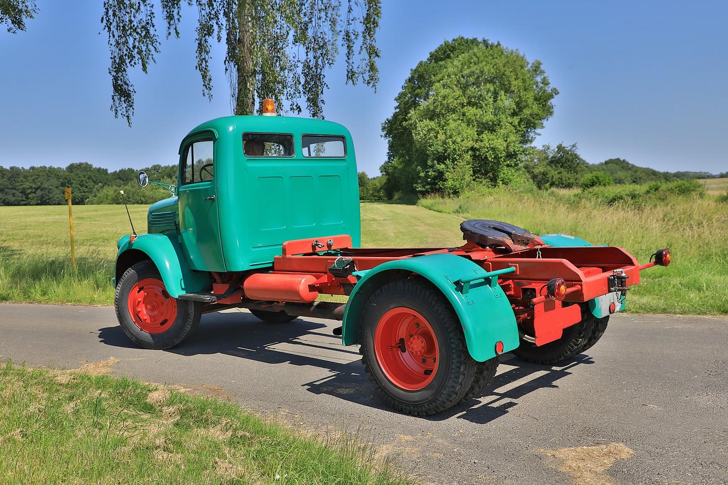 FD242121.JPG