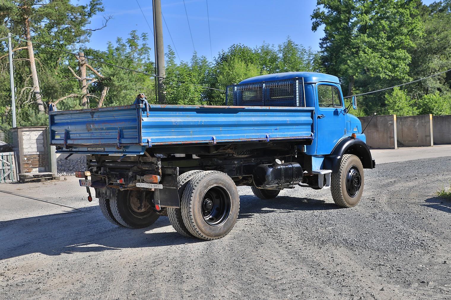 FD242396.JPG