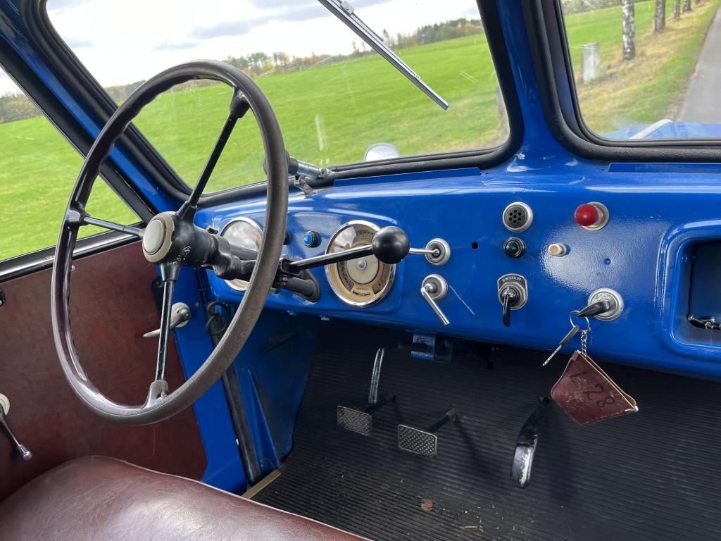 L28 (15).jpg